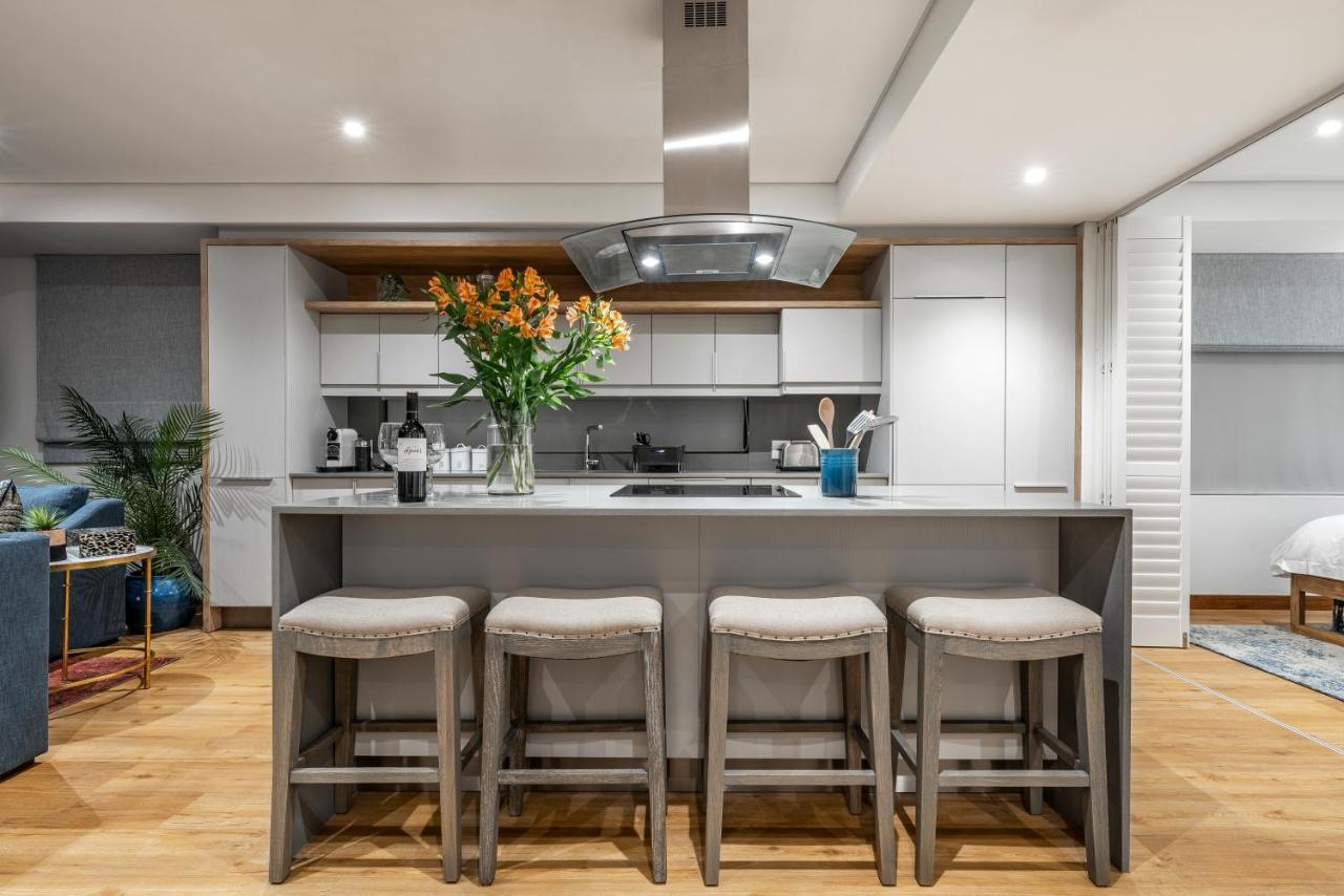 17 Marine, 2 Bedroom Sea-Facing Apt101 Херманус Экстерьер фото